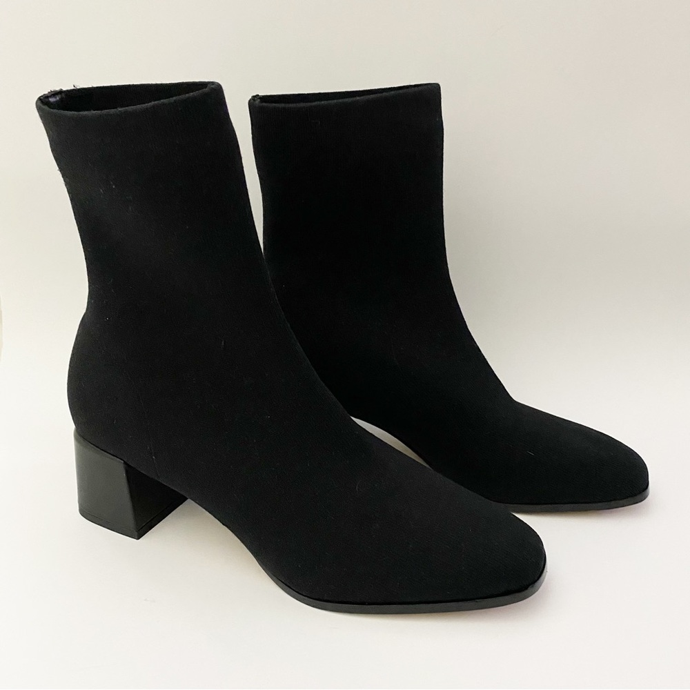 VIA SPIGA Sienna Square-Toe Pull on Knit Booties Size 10 EUC